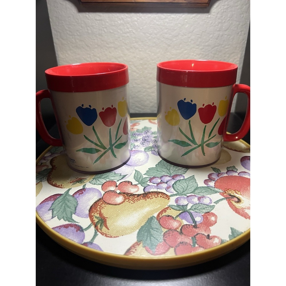 Pair 1984 Thermo-Serv FLOWER FACES Tulips Insulated Red Tumbler Cup Coffee Mug